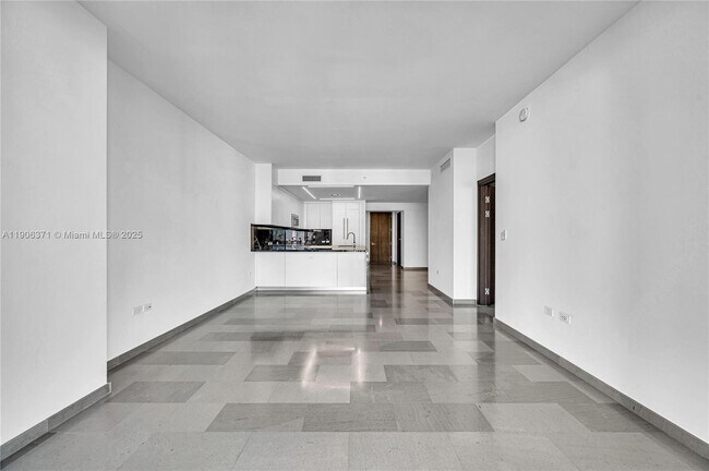 Building Photo - 88 SW 7th St