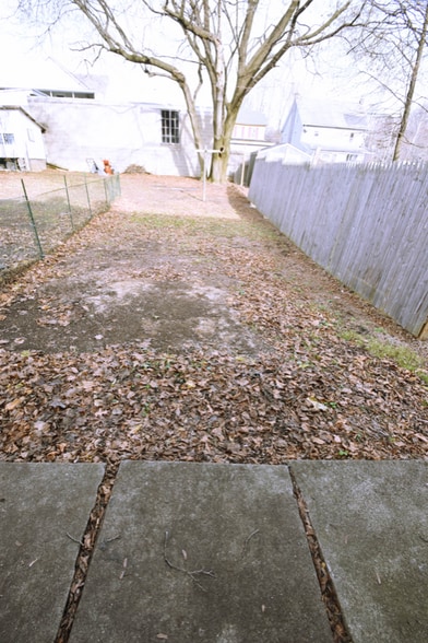 Building Photo - 508 Broad St