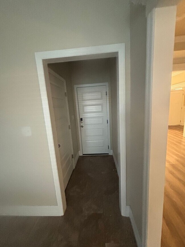 Building Photo - Home in Knights Landing