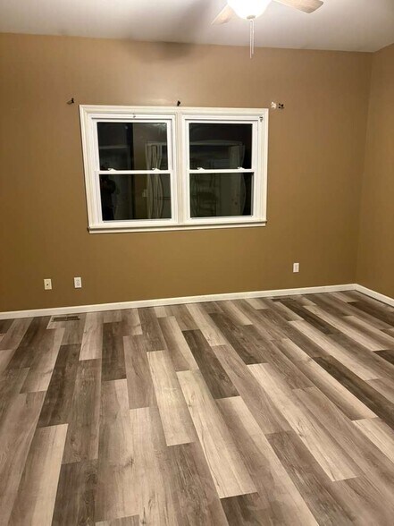 Building Photo - 1909 Crystal Ave