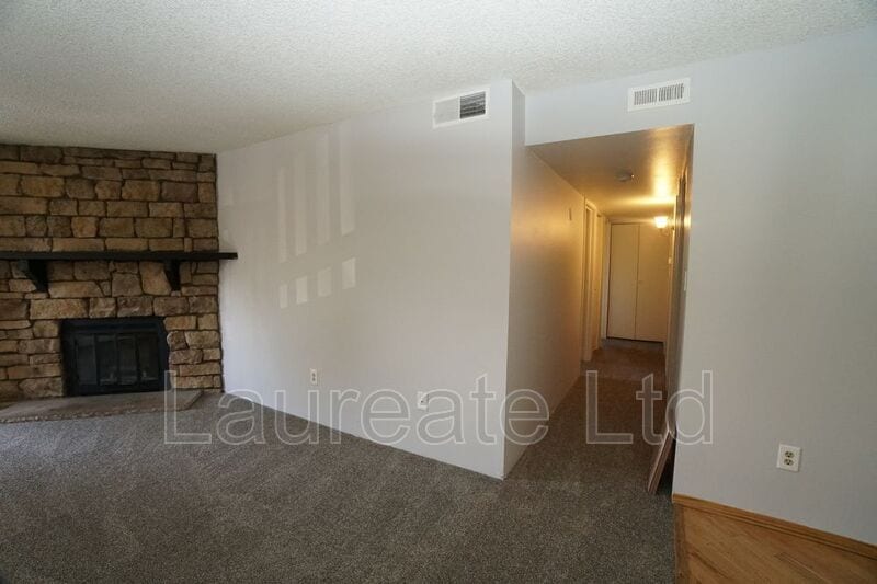 Building Photo - 4400 S Quebec St