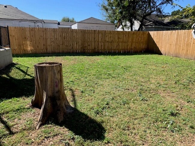 Building Photo - 306 NW 16th St