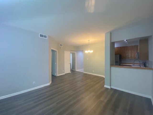 Building Photo - 2209 S Braeswood Blvd