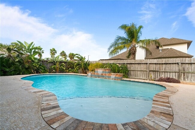 Building Photo - 14106 Coquina Bay Ave