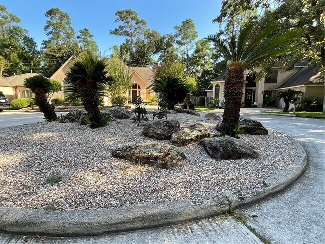Building Photo - 3323 Village Falls Ct
