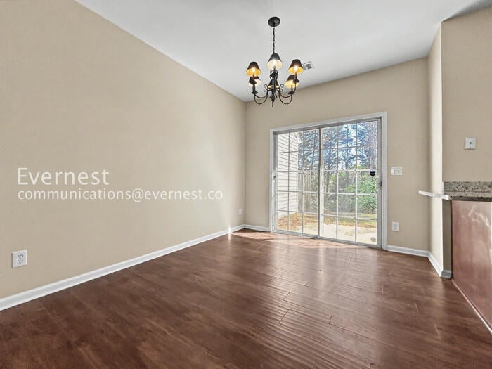 Building Photo - 54 Highoak Dr