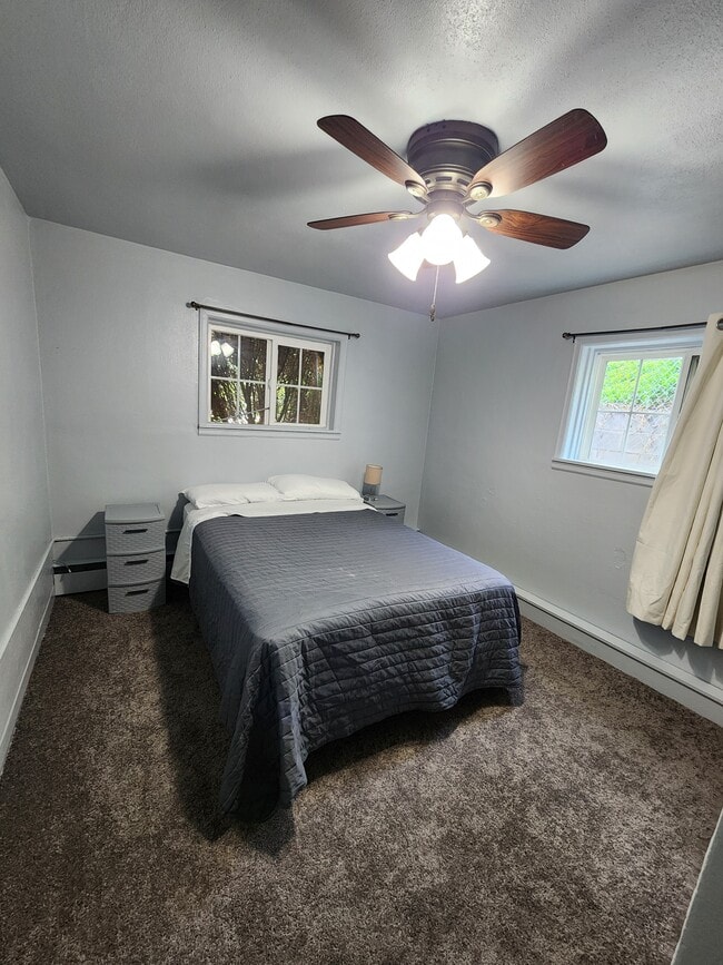 Building Photo - 505 S 10th St