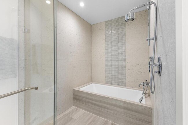 Building Photo - 1100 Ala Moana Blvd