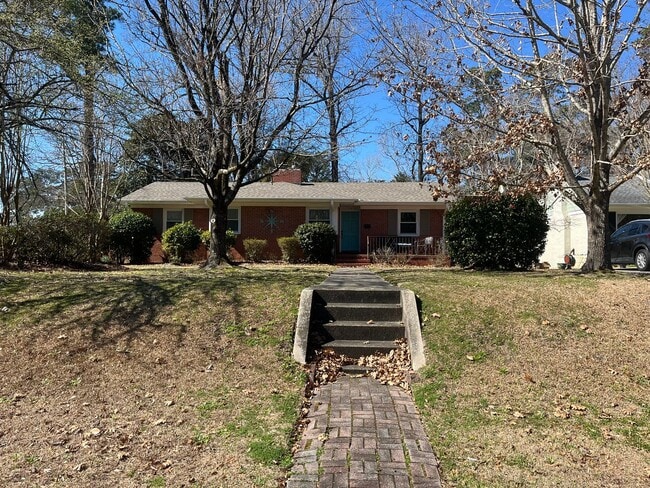 Building Photo - Mature Neighborhood, Modern Conveniences