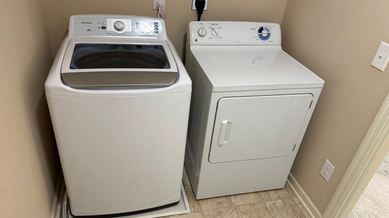 Building Photo - 15726 60th Ave N