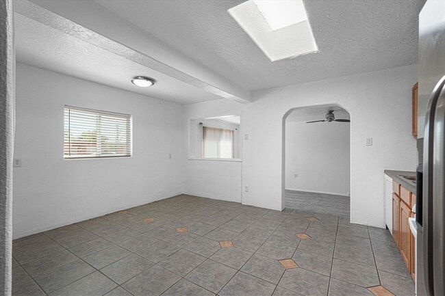 Building Photo - 7443 Prospect Ave NE