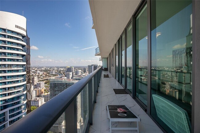 Building Photo - 1300 S Miami Ave