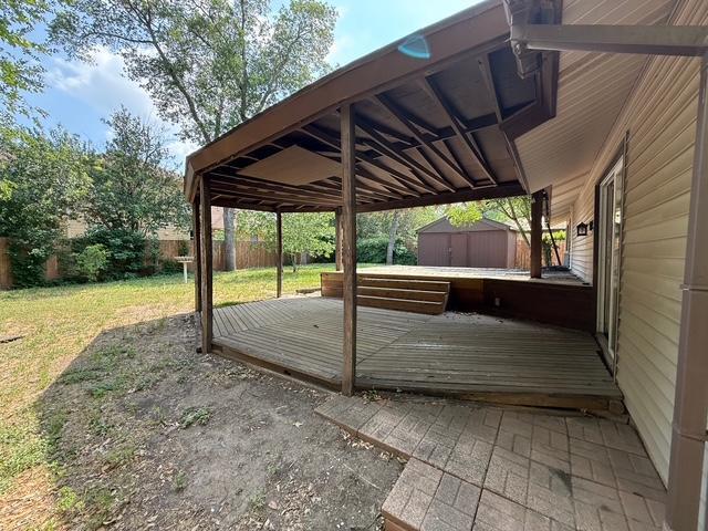 Building Photo - 2331 Campden Dr