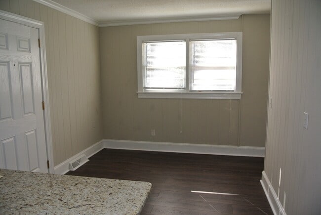 Building Photo - 1165 First Street Extension