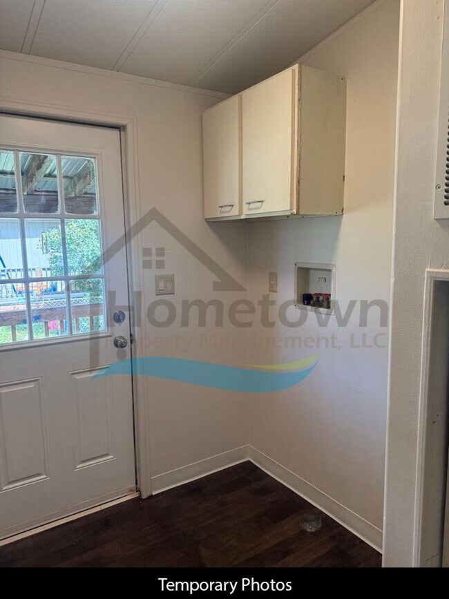 Building Photo - Relaxed Country Living in Athol – 2 Bed, 2...