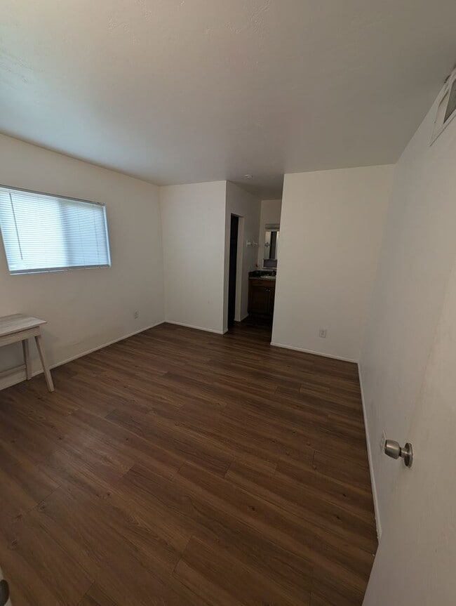 Building Photo - 1319 N 1st Ave