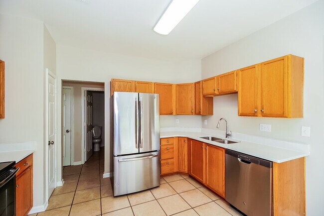 Building Photo - 8729 Rozumny Dr