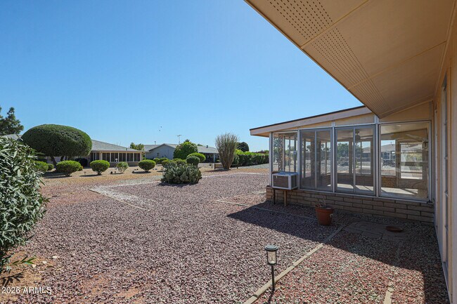 Building Photo - 10507 W Brookside Dr