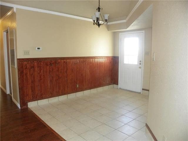 Building Photo - 732 Bluebonnet Dr