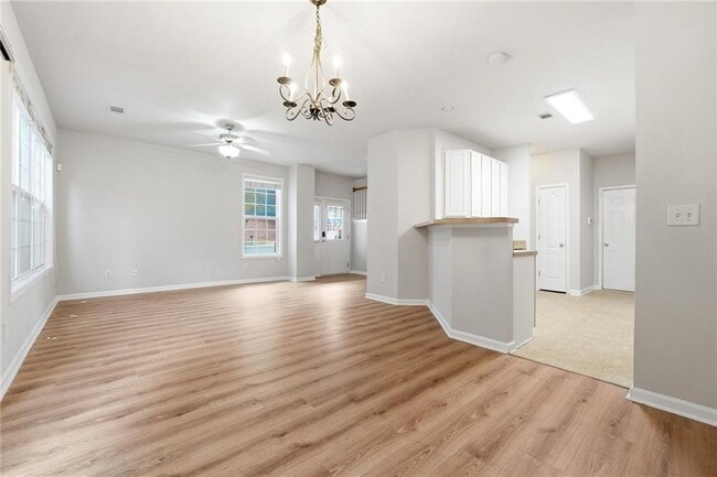 Building Photo - 1006 Ivydale Cir