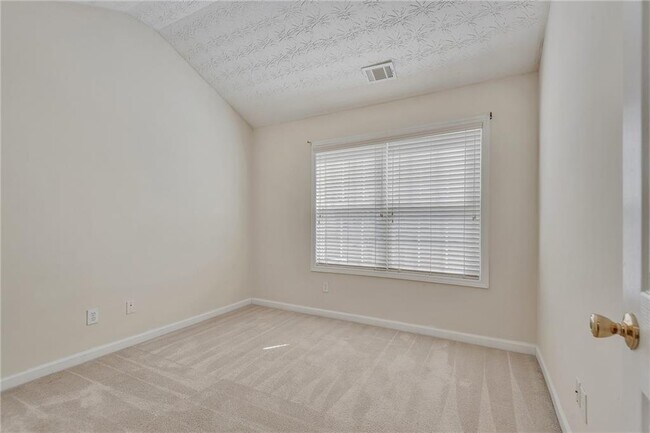 Building Photo - 1045 Mosscroft Ct