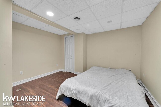 Building Photo - 51460 Blue Spruce Dr
