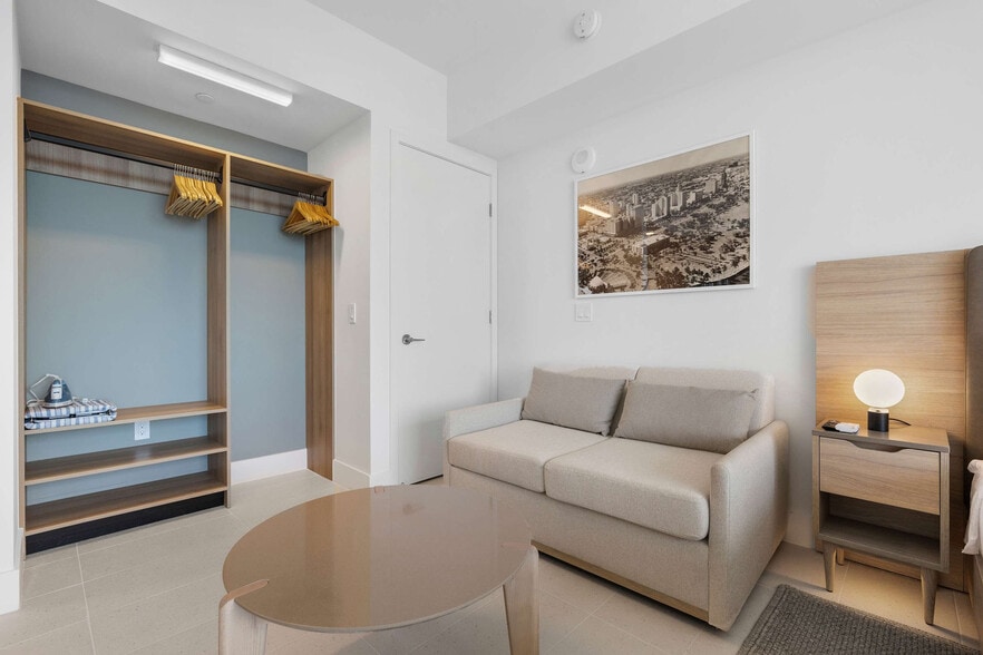 Building Photo - 159 NE 6th St