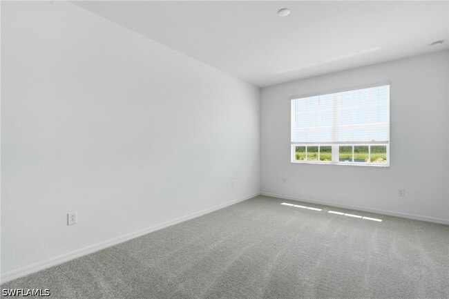 Building Photo - 15918 Grn Acrs Ave