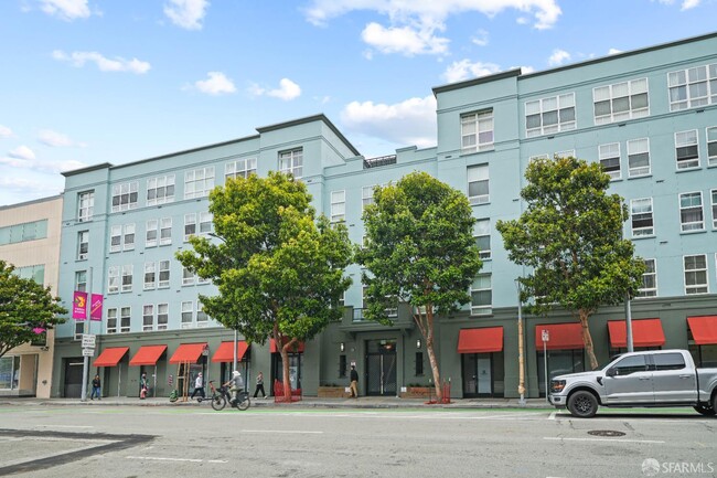 Building Photo - 821 Folsom St