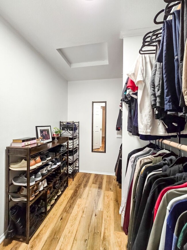 Building Photo - Gleneagle Rambler