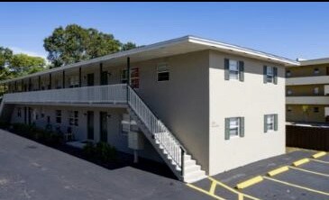 Building Photo - 1896 40th Ave