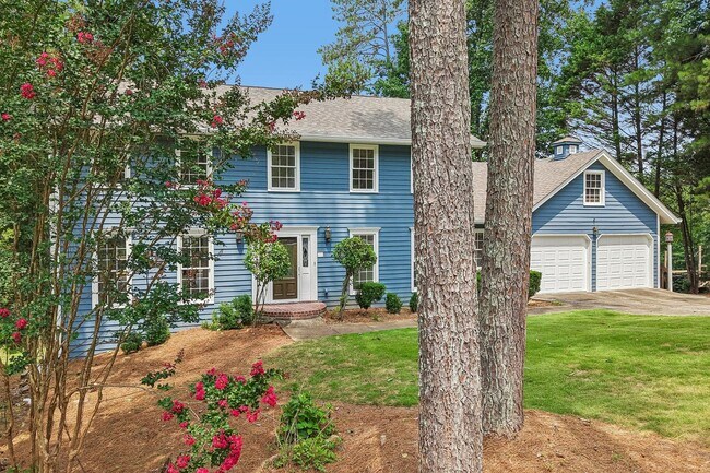 Building Photo - 5 Bedroom Two Story Colonial Home in Walton HS District
