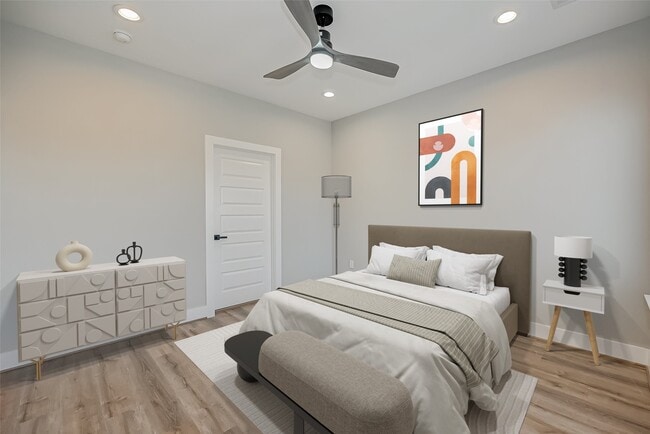 Building Photo - 1718 Hardy St