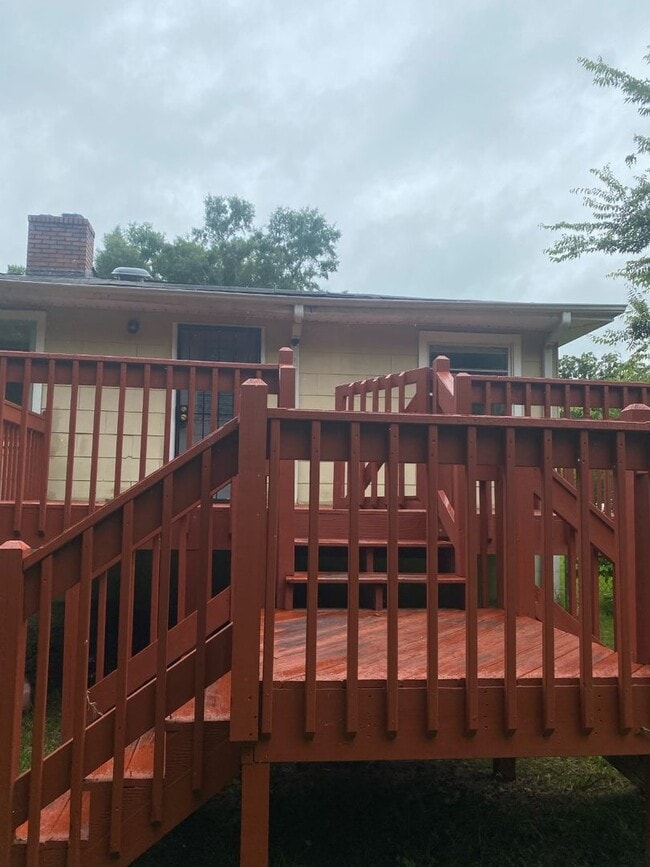 Building Photo - 102 Wheeler Dr