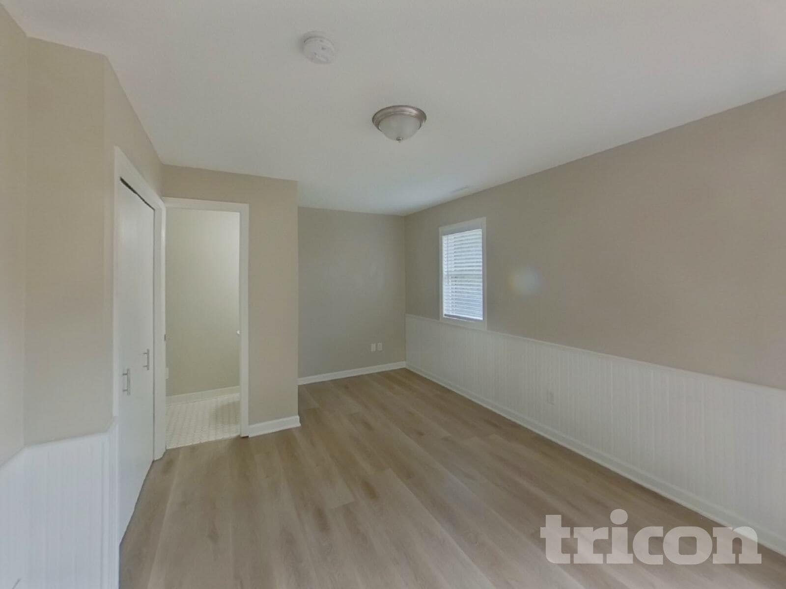 Building Photo - 2990 Payne Ave