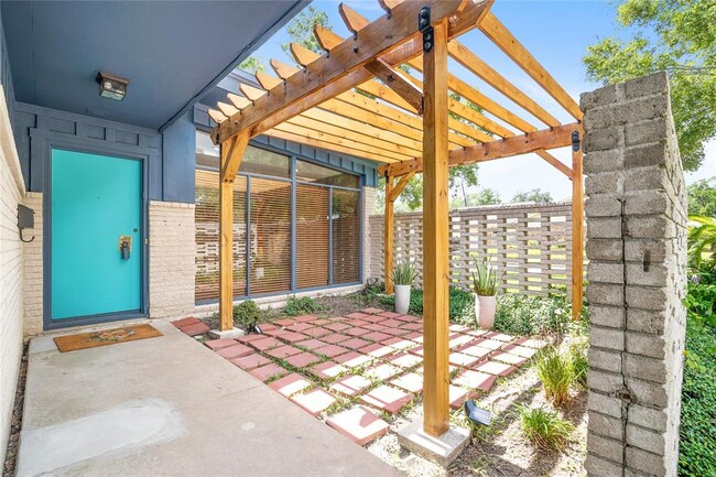 Building Photo - 5143 Cheena Dr