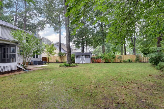 Building Photo - Completely Updated Corner Home in Woods of...