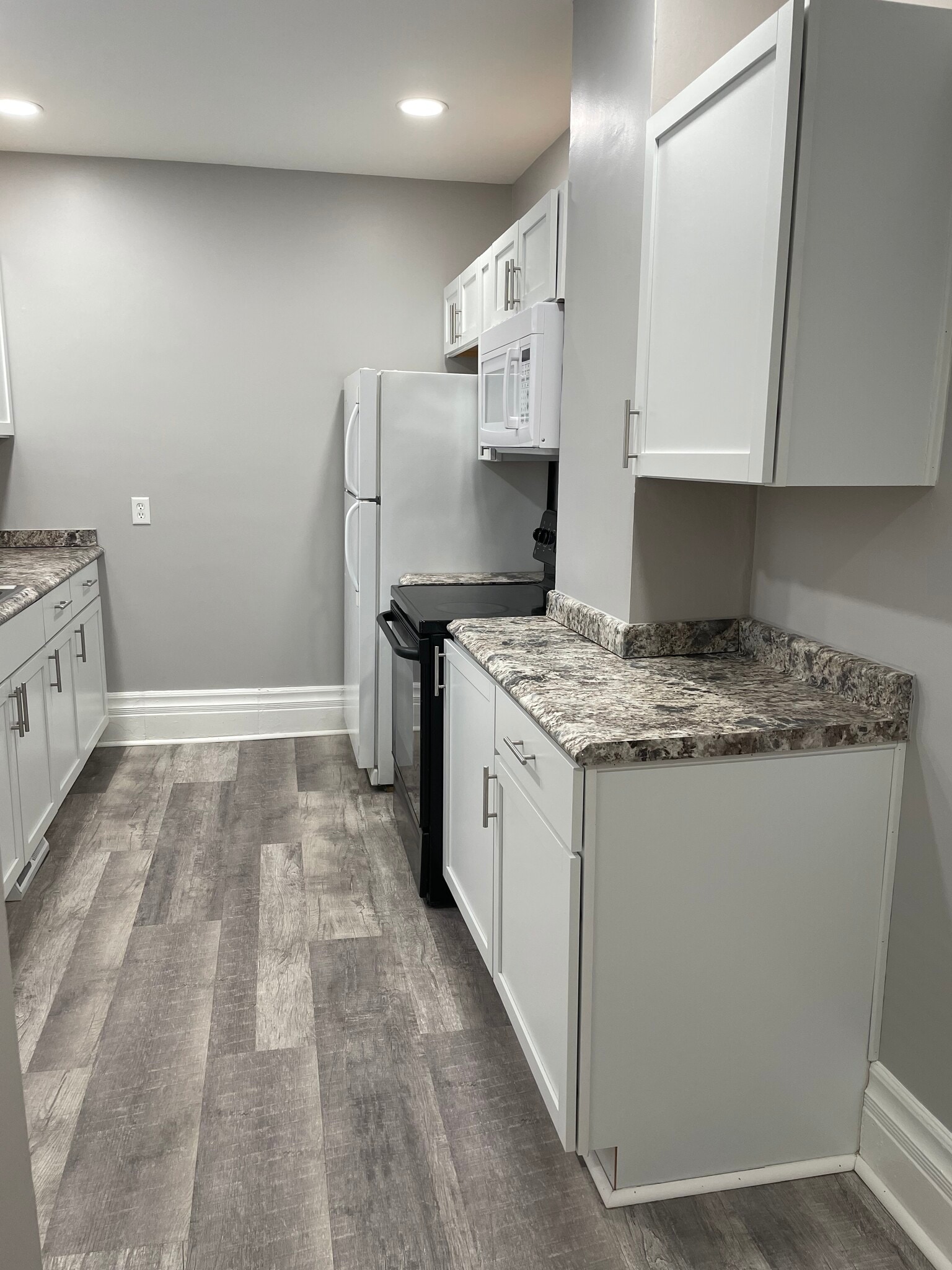 Building Photo - 1403 11th St