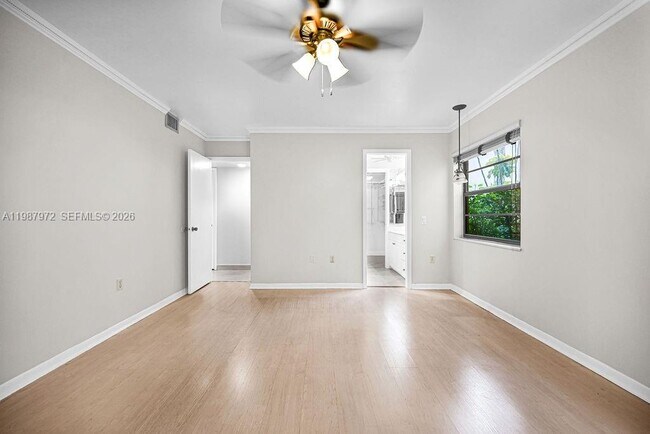 Building Photo - 4020 N Hills Dr