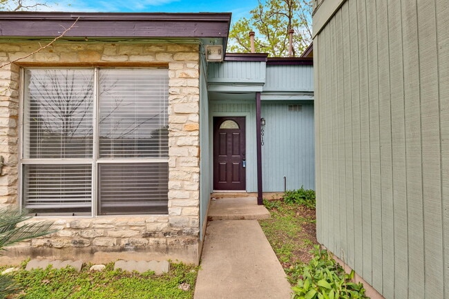 Building Photo - 6910 Lovely Ln