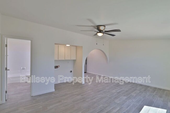 Building Photo - 1548 E 26th Ave