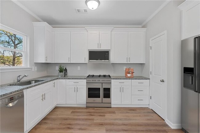 Building Photo - 2832 Laurel Ridge Cir