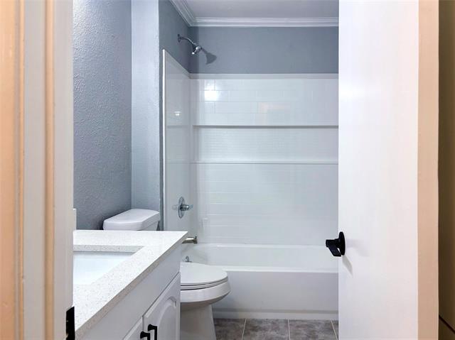 Building Photo - 1511 Laurel Ln