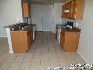 Building Photo - 6303 Heathers Run