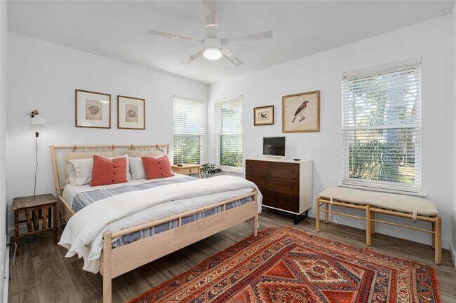 Building Photo - 1809 Forestglade Dr