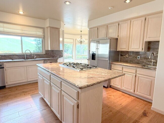 Building Photo - REDUCED ! Beautiful custom one story estate located on one of the most desirable streets in Black...