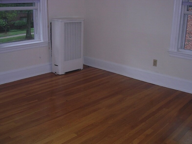 Building Photo - 51-53 Wyman St