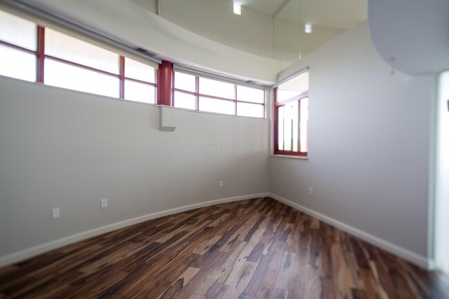 Building Photo - 1300 Northwest Blvd