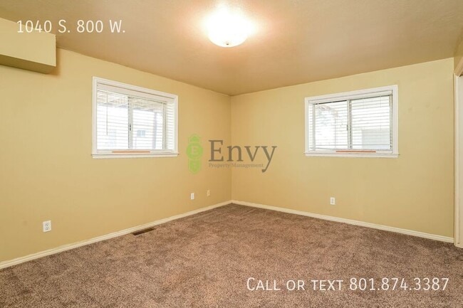 Building Photo - 1040 S 800 W