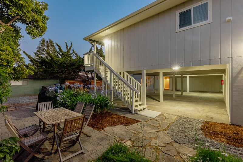 Building Photo - 214 S Branciforte Ave